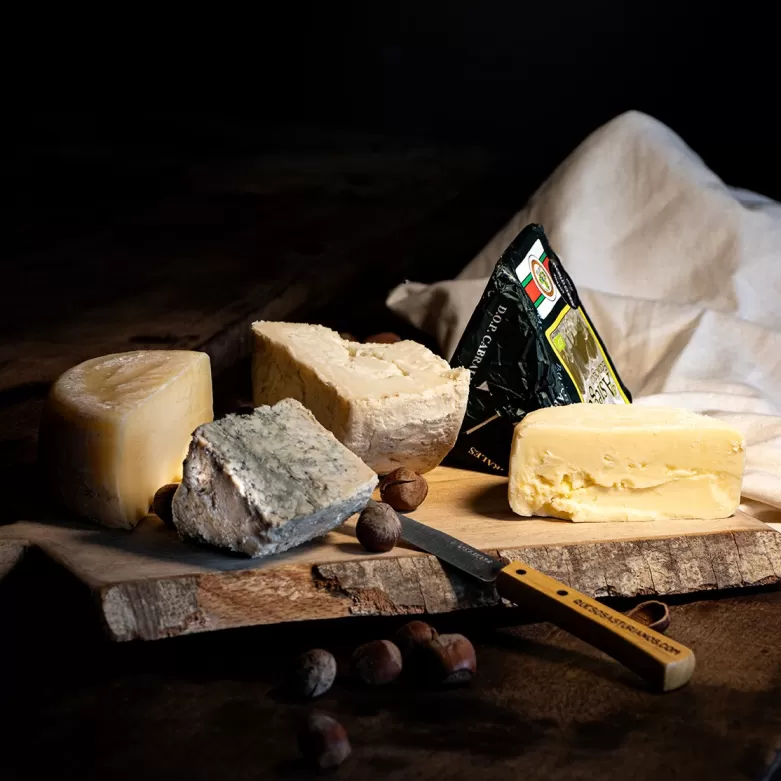 TABLA DE QUESOS ECOLÓGICOS Y DE LECHE CRUDA