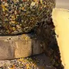 EL GIGANTE DE ASIGU CON FLORES