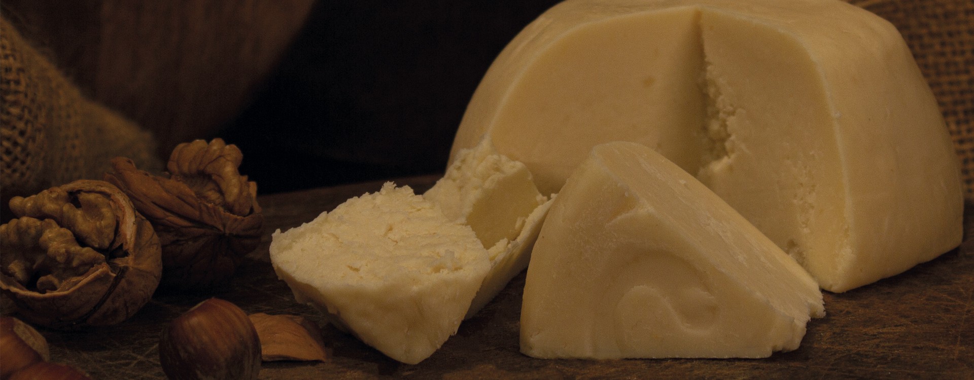 EL QUESO D.O.P. CASÍN, UNA PEQUEÑA GRAN JOYA DEL PARAÍSO QUESERO