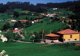 La Peral, cuna de quesos artesanales azules y verdes sendas